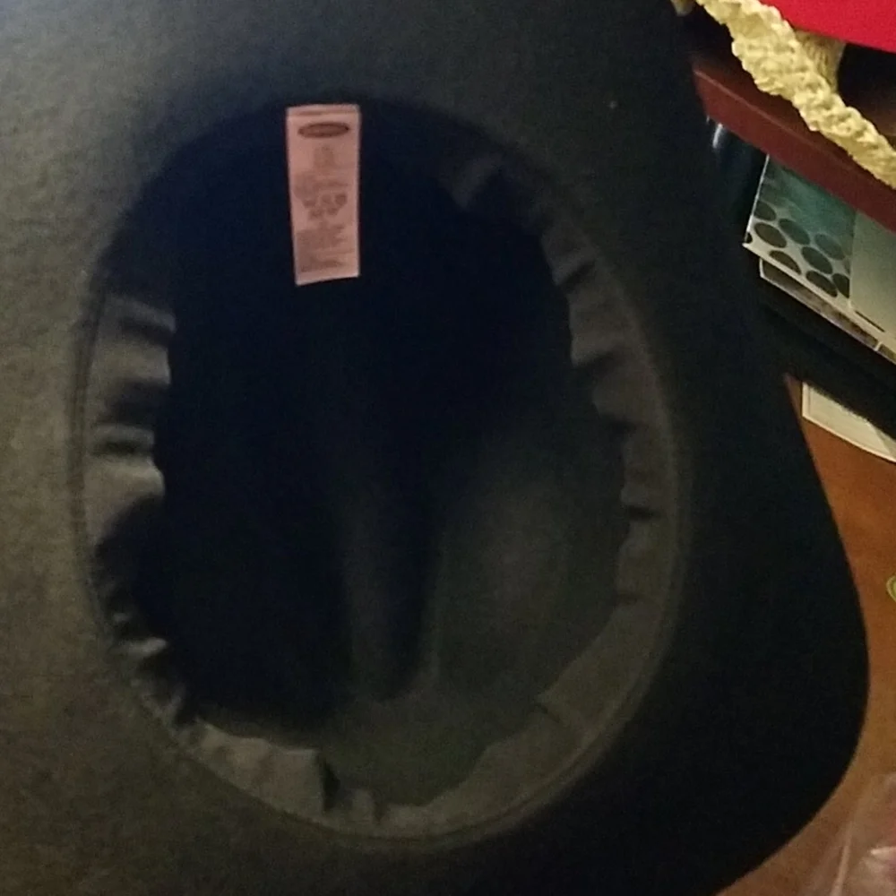Old Navy 100% Wool Black Hat